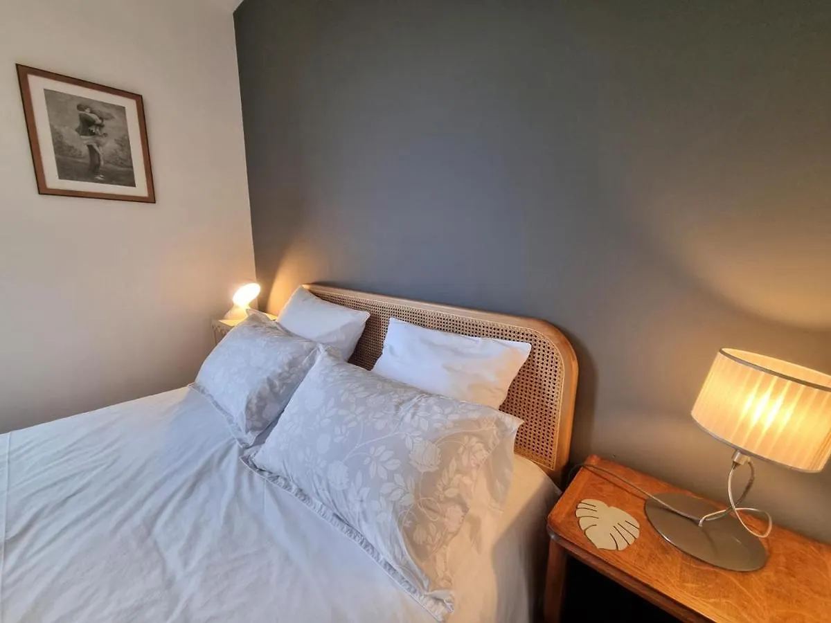 Maison Cosy Avec Terrasse, Jardin Fleuri, Et Tout Confort A Saint-Galmier - Fr-1-496-292 Holiday home